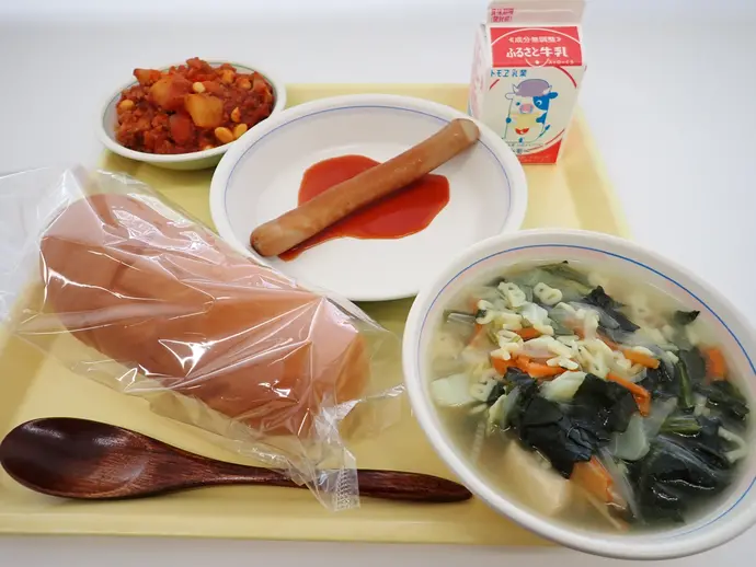 写真：2月20日（火曜）給食