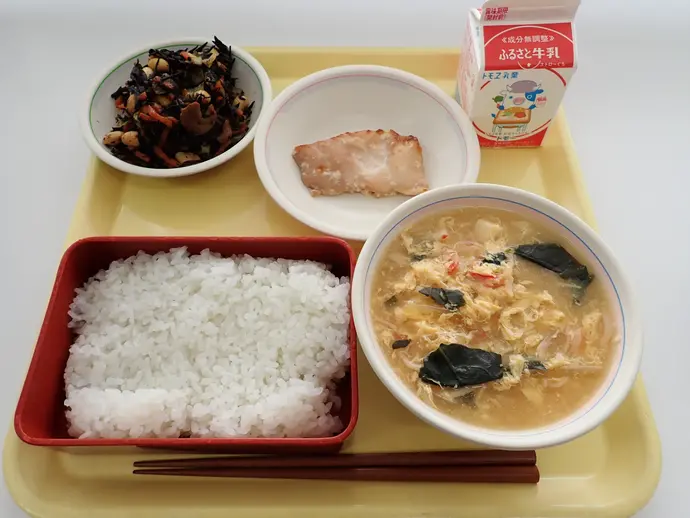 写真：2月26日（月曜）給食