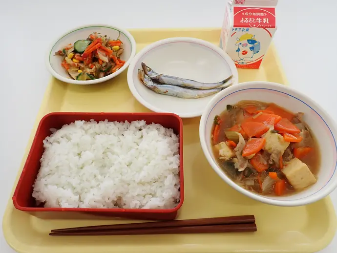 写真：2月15日（木曜）給食