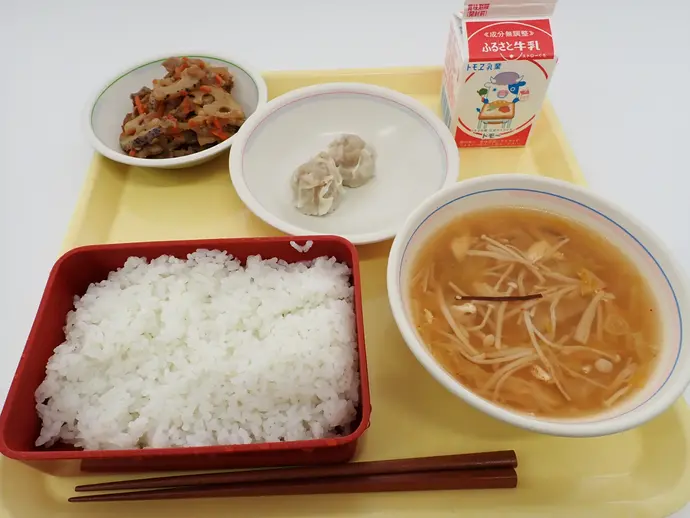 写真：2月6日（火曜）給食