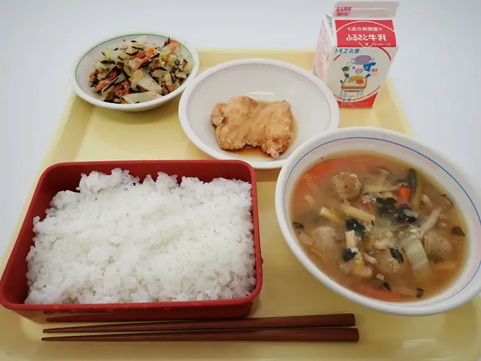 写真：2月6日（火曜）給食
