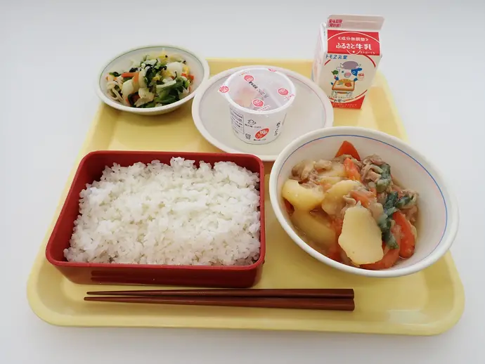 写真　2月13日(火曜)給食