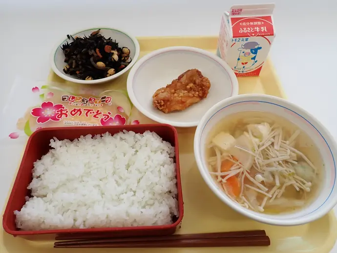 写真：3月14日（木曜）給食