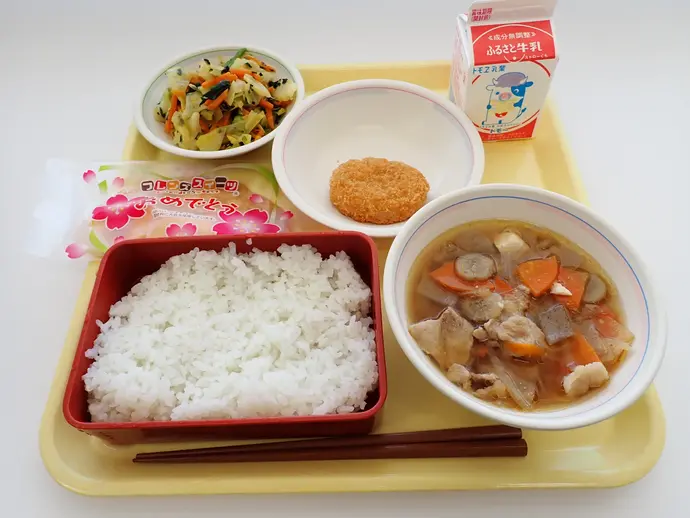 写真：3月14日（木曜）給食