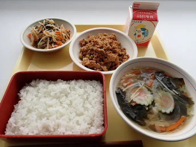 写真：3月19日（火曜）給食
