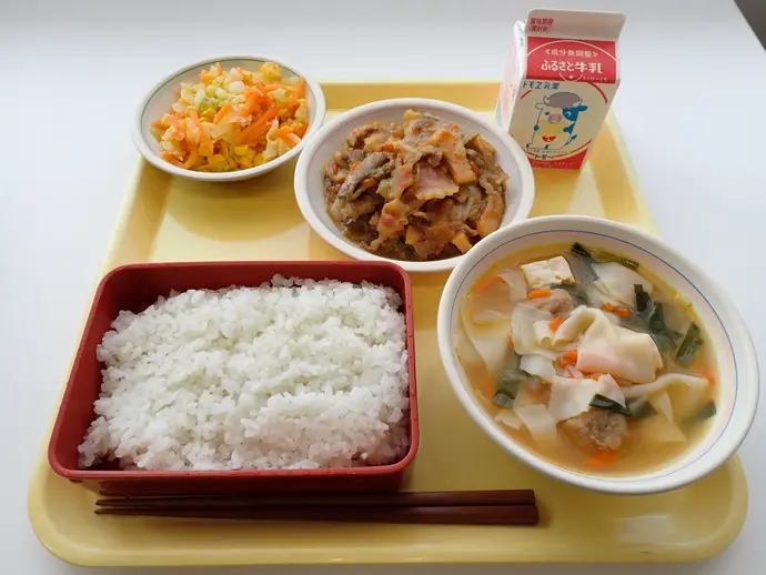 写真：3月7日（木曜）給食