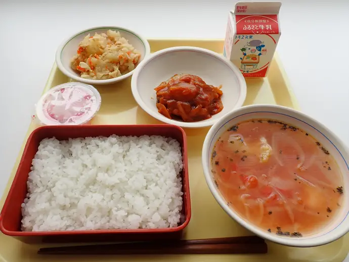 写真：4月18日（木曜）給食