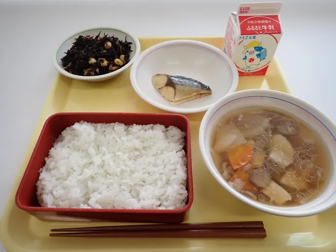 写真：4月25日（木曜）給食