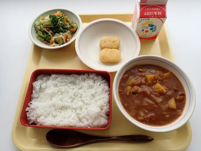 写真：4月22日（月曜）給食