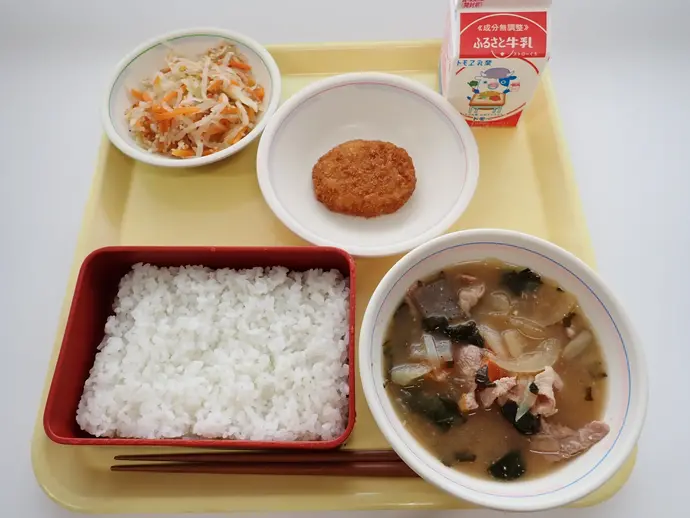 写真：5月1日（水曜）給食