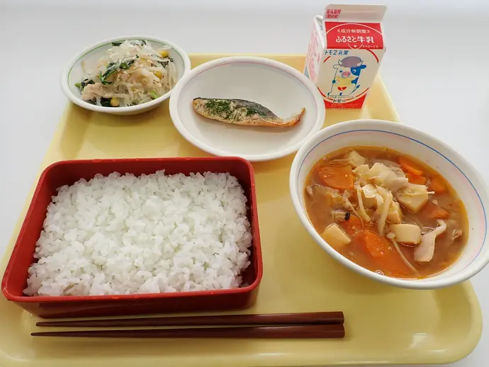 写真：5月23日（木曜）給食