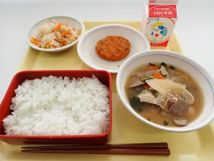 写真：5月9日（木曜）給食