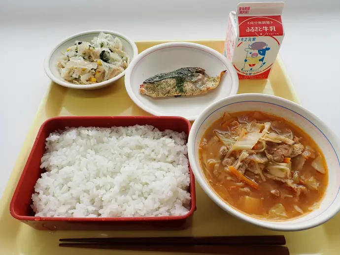 写真：5月28日（火曜）給食