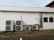 写真：リノベーション前のひろばの様子3