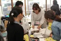 写真：ママカフェの様子