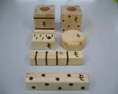 写真：ママさんたちがデザインしたオリジナルグッズ