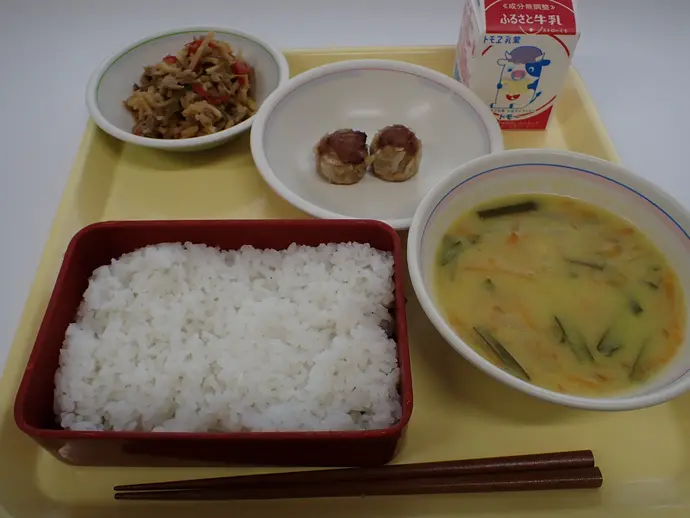 写真：6月18日（火曜）給食