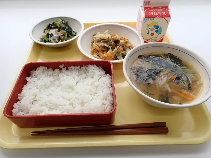 写真：6月4日（火曜）給食