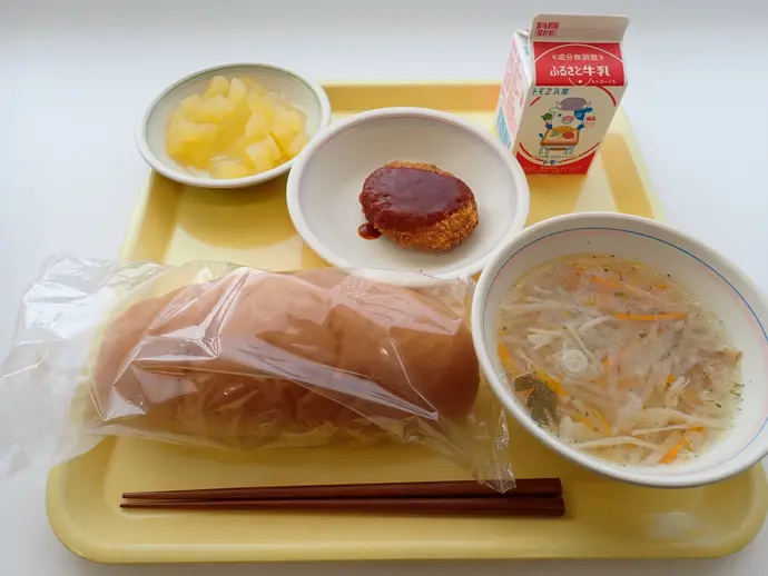 写真：9月17日（火曜）給食