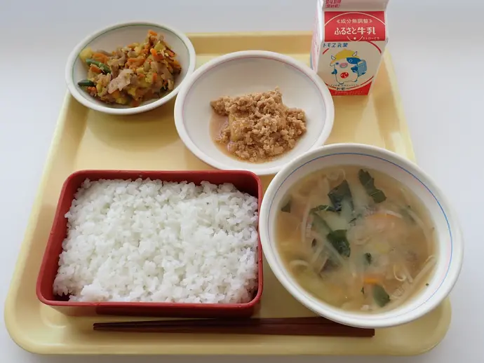 写真：10月2日（水曜）給食
