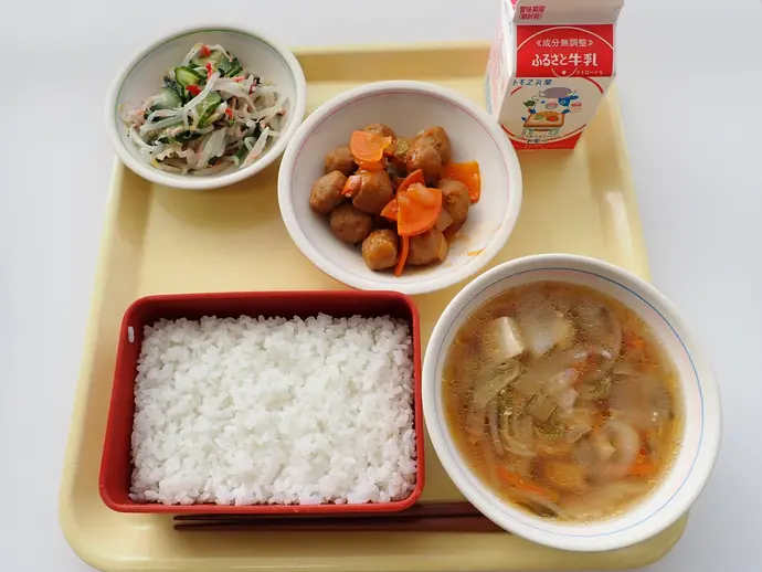 写真：10月21日（月曜）給食