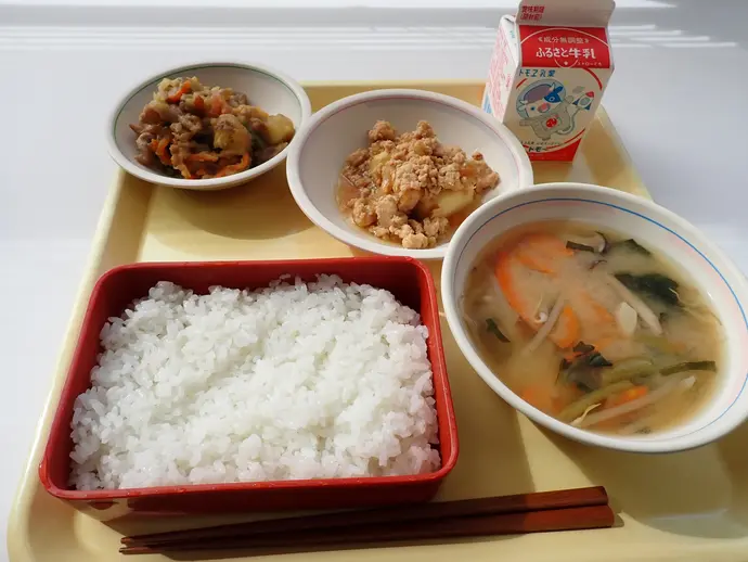 写真：10月22日（火曜）給食