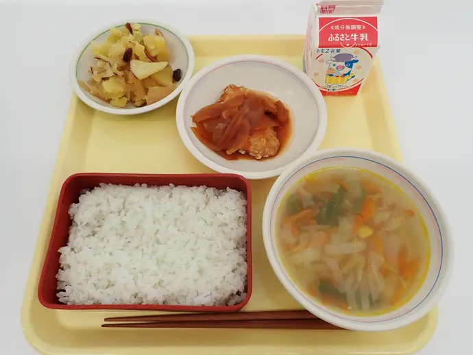 写真：10月30日（水曜）給食