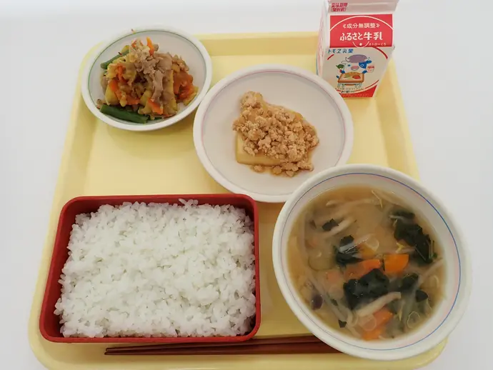 写真：10月7日（月曜）給食