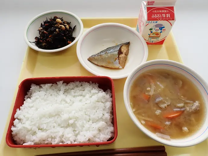 写真：10月17日（木曜）給食