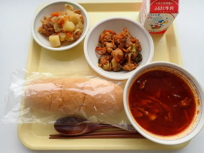 写真：11月5日（火曜）給食