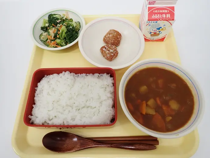 写真：11月27日（水曜）給食