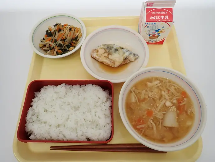 写真：11月18日（月曜）給食