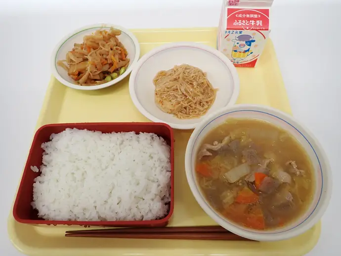 写真：11月27日（水曜）給食