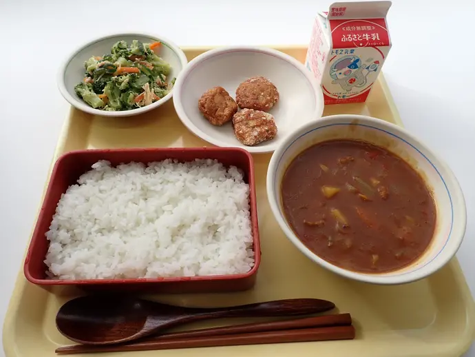 写真：11月12日（火曜）給食