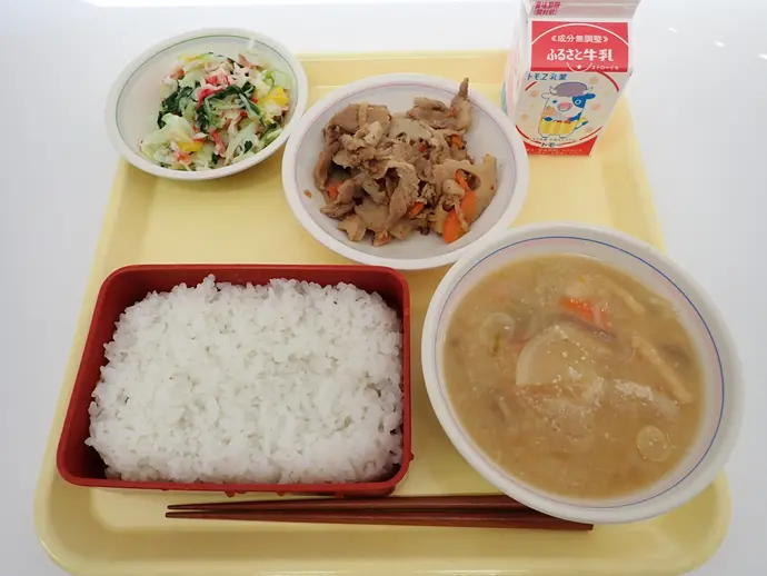 写真：11月22日（金曜）給食