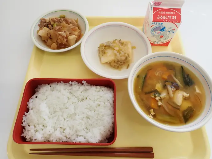 写真：11月26日（火曜）給食