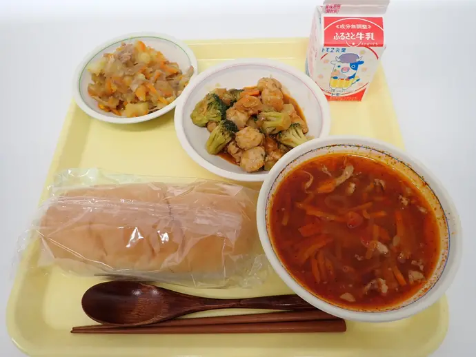 写真：11月27日（水曜）給食