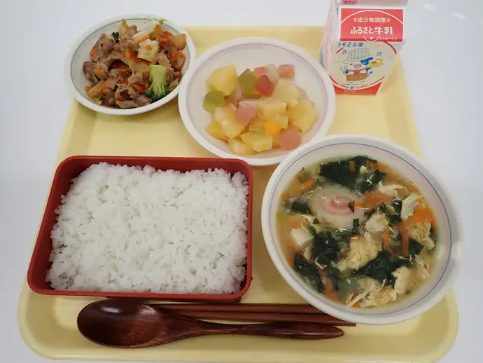 写真：12月4日（水曜）給食