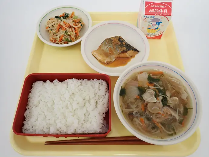 写真：12月9日（月曜）給食