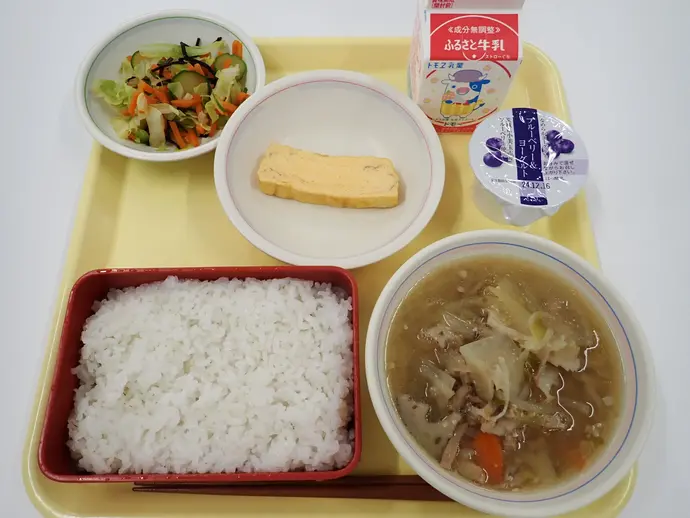 写真：12月12日（木曜）給食