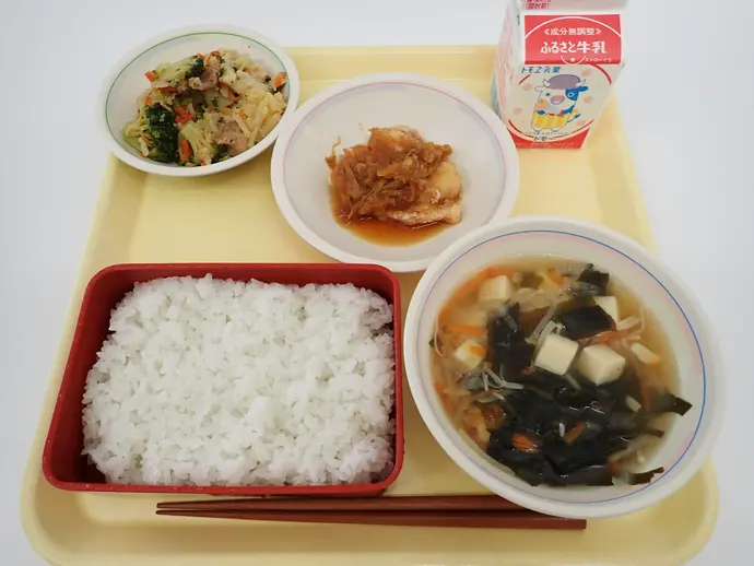 写真：12月16日（月曜）給食