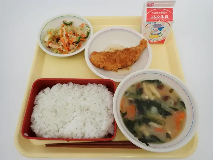 写真：12月16日（月曜）給食