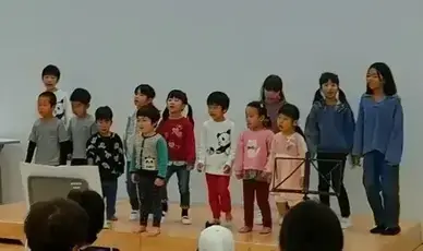 守谷少年少女合唱団の合唱の様子