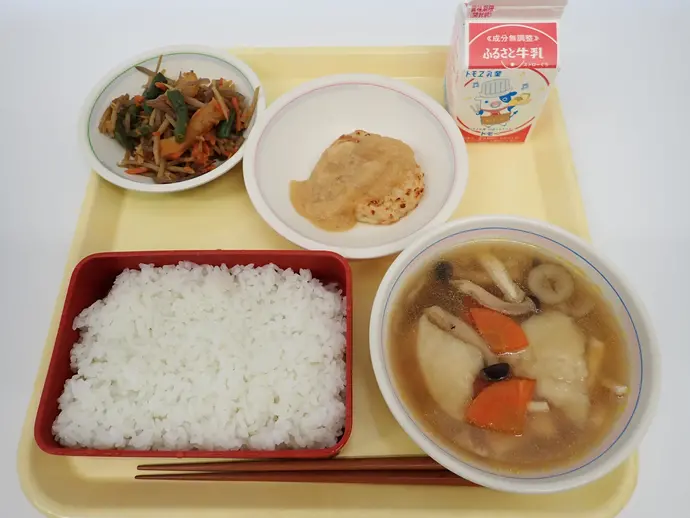 写真：2月10日（月曜）給食