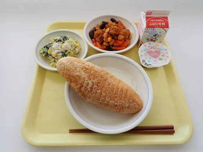 写真：2月13日（木曜）給食