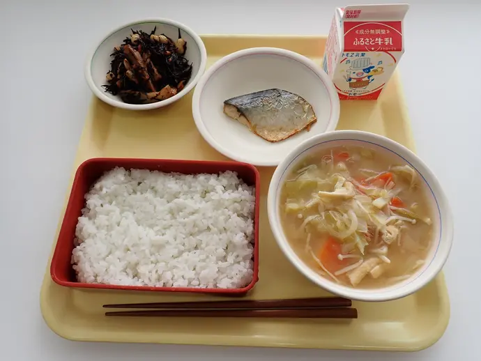 写真：3月13日（木曜）給食