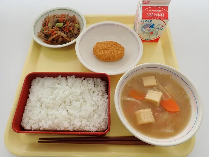 写真：4月10日（木曜）給食