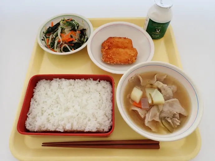 写真：4月17日（木曜）給食