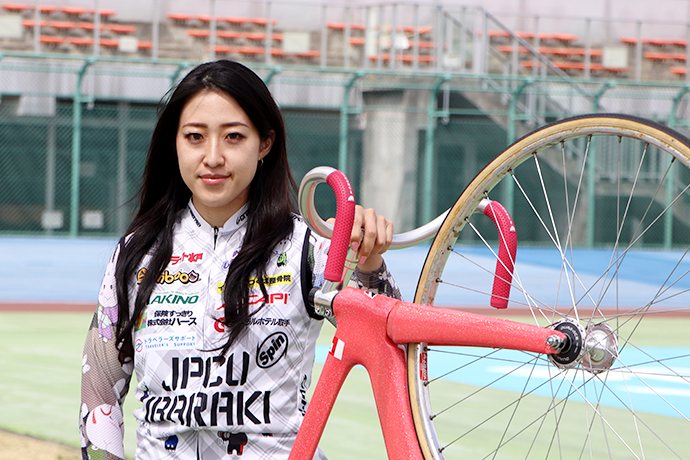 競輪選手戸邉香奈実さんの写真