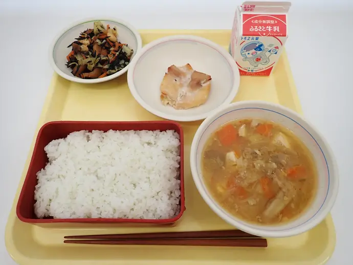 写真：6月27日（金曜）給食